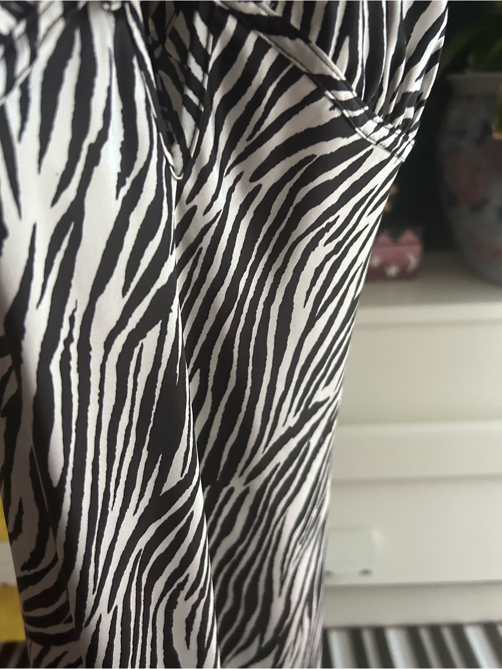 La Vie en Rose Zebra Print Satin Maxi Nightgown Slip Dress Size Large - Picture 12 of 13